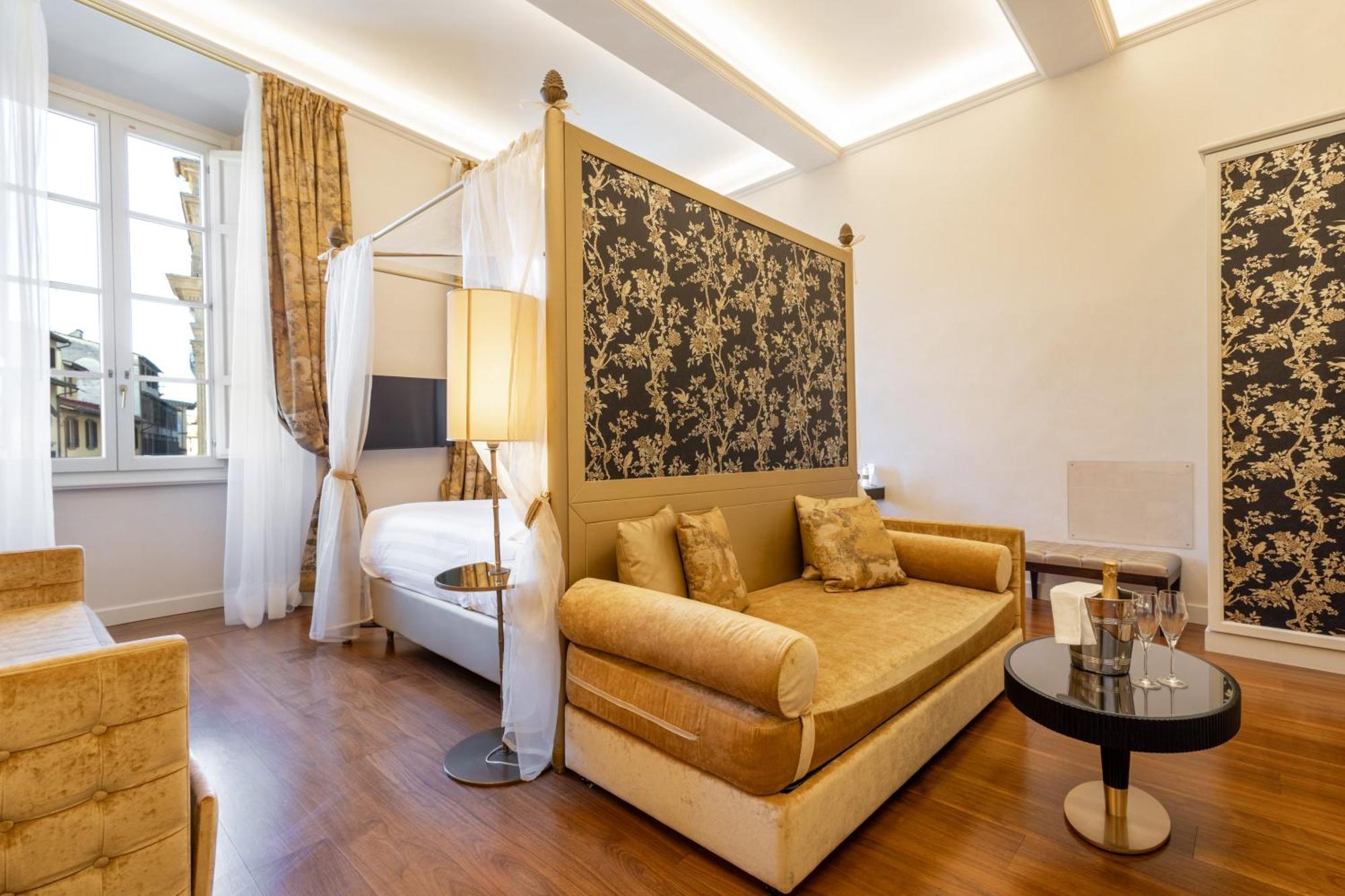 San Firenze Suites & Spa Exterior photo